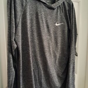Nike Men's Gray Long Sleeve Shirt
